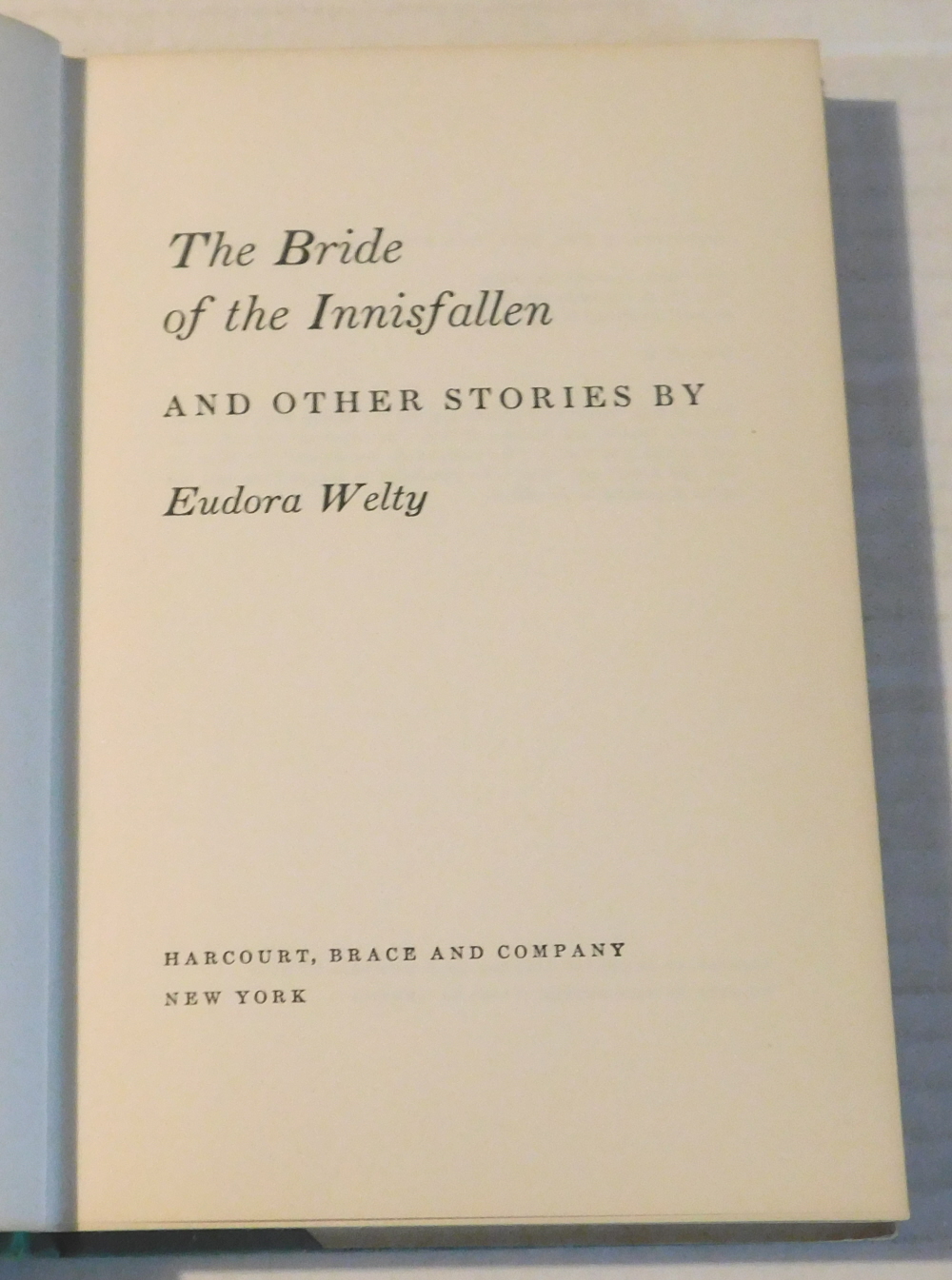 Image for THE BRIDE OF INNISFALLEN and Other Stories. THE BRIDE OF INNISFALLEN and Other Stories.