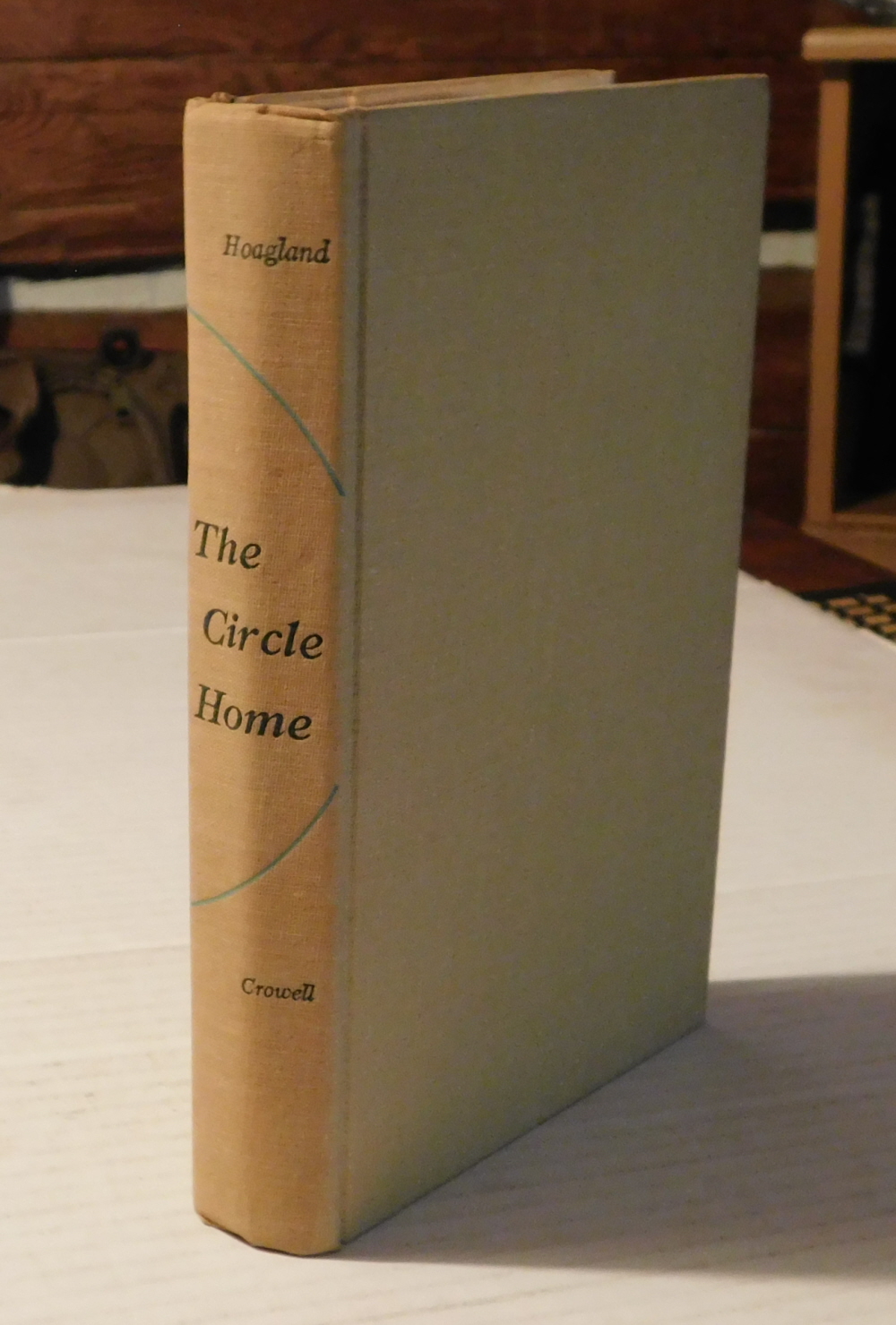 Image for THE CIRCLE HOME. THE CIRCLE HOME.
